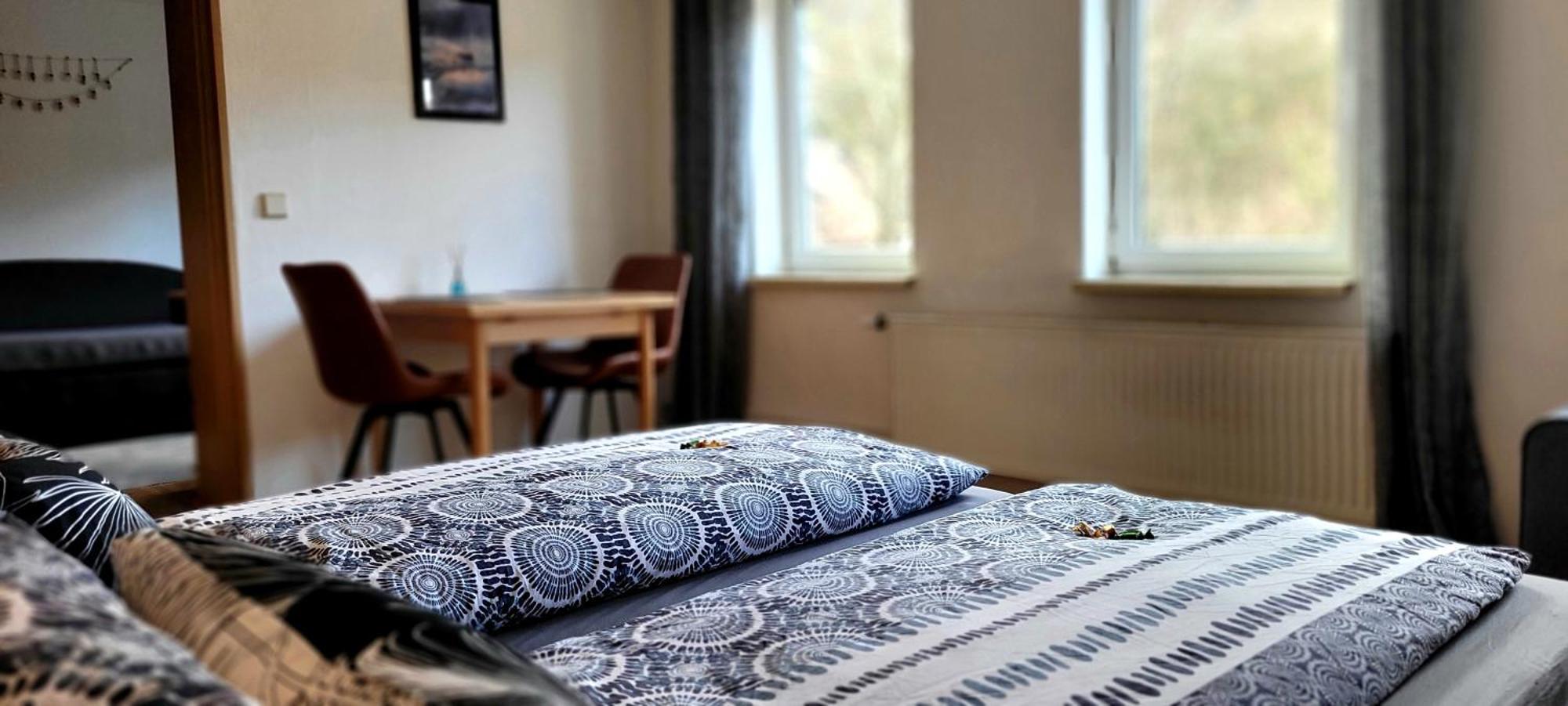 Suhl - Ihre Erholsame Arbeiterwohnung In Zentrumnaehe ภายนอก รูปภาพ